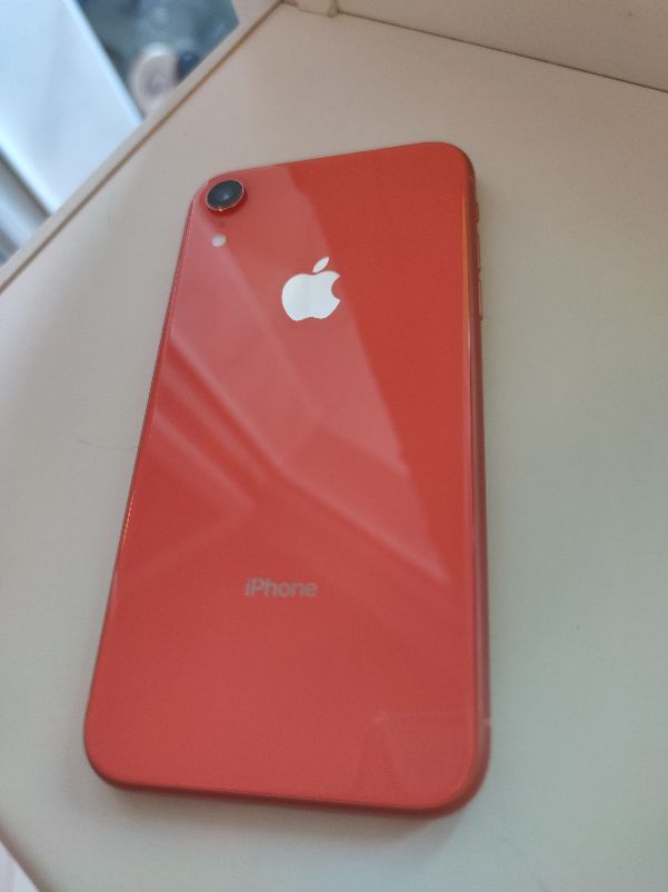 XR更换电池和双sim卡槽