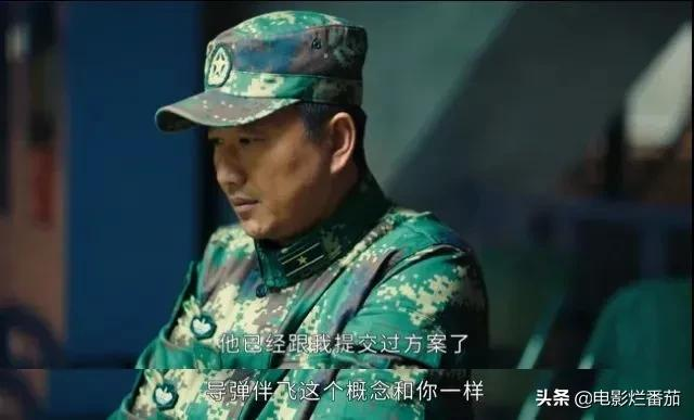 收视破2，网络热播第一！李易峰这部新剧拍出了中国军人的魂
