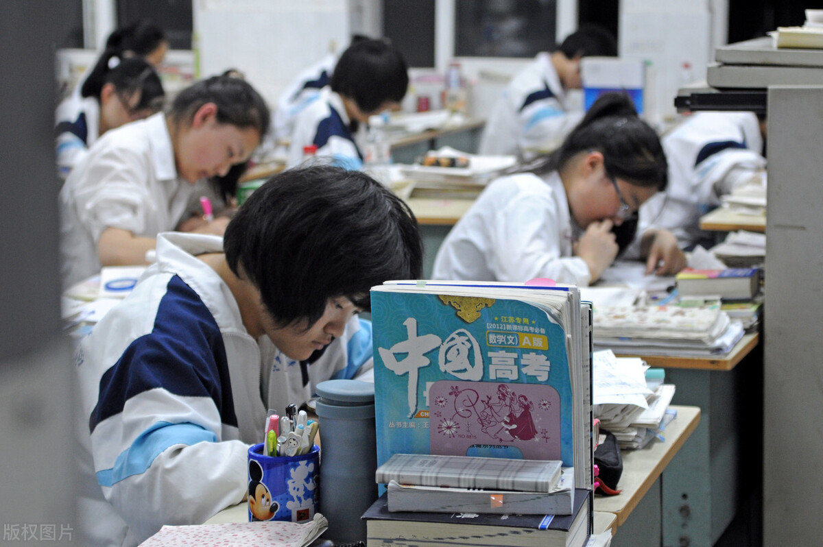 一名复读生的自述：在这一年时间里，保持不熬夜，坚持3个“一”