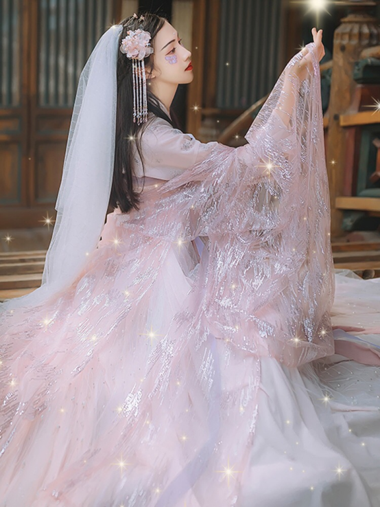 《琉璃》女主古装太可了,一套汉服几百到几万,上身简直太仙了