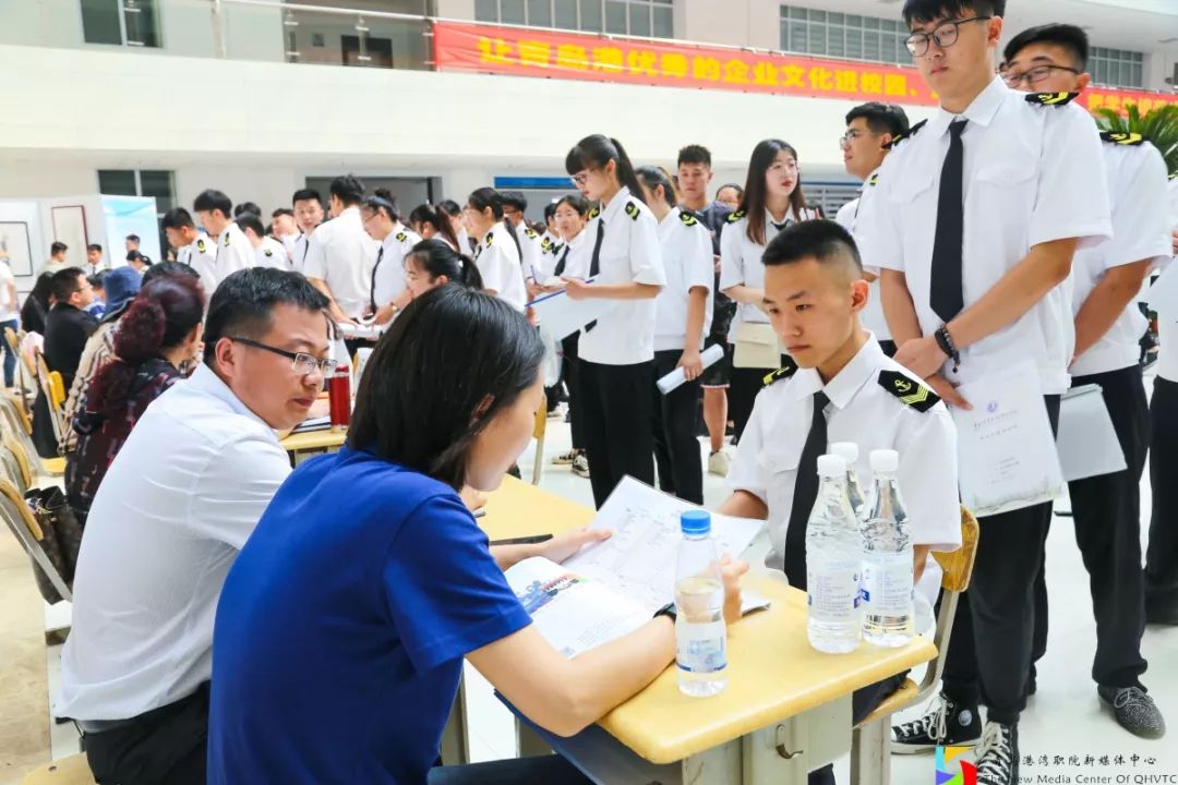 选择爱上青岛港湾职院，这八大理由足矣