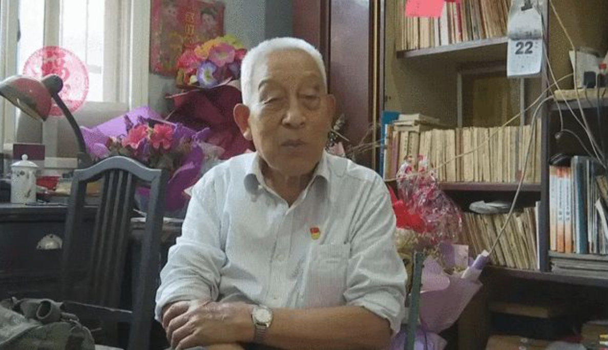 山东96岁老人持双枪70多年！中国严格禁枪，他凭什么能持枪？