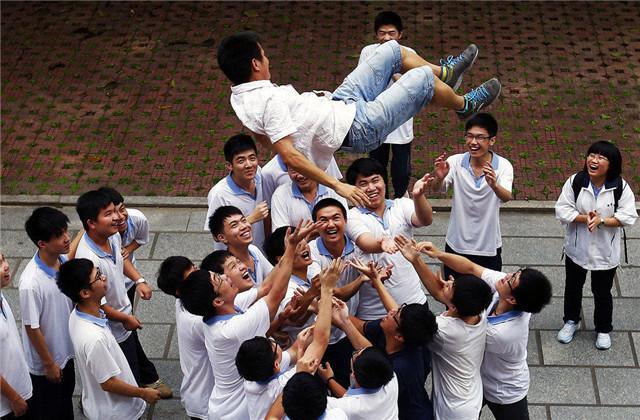 今年高考新变化，不公布试题和答案，保护学生？两种焦虑怎么办