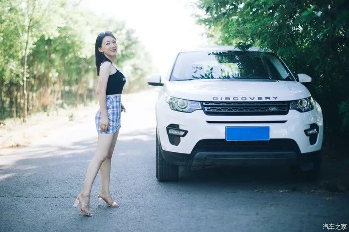 趣玩少女享自然，驾发现神行去露营