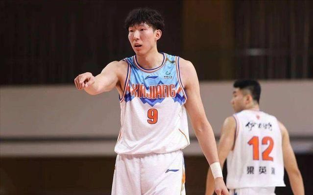 nba球星外号中国起的有哪些(CBA球星绰号来历：大魔王周琦被寄予厚望，易建联为啥叫荔枝佬)