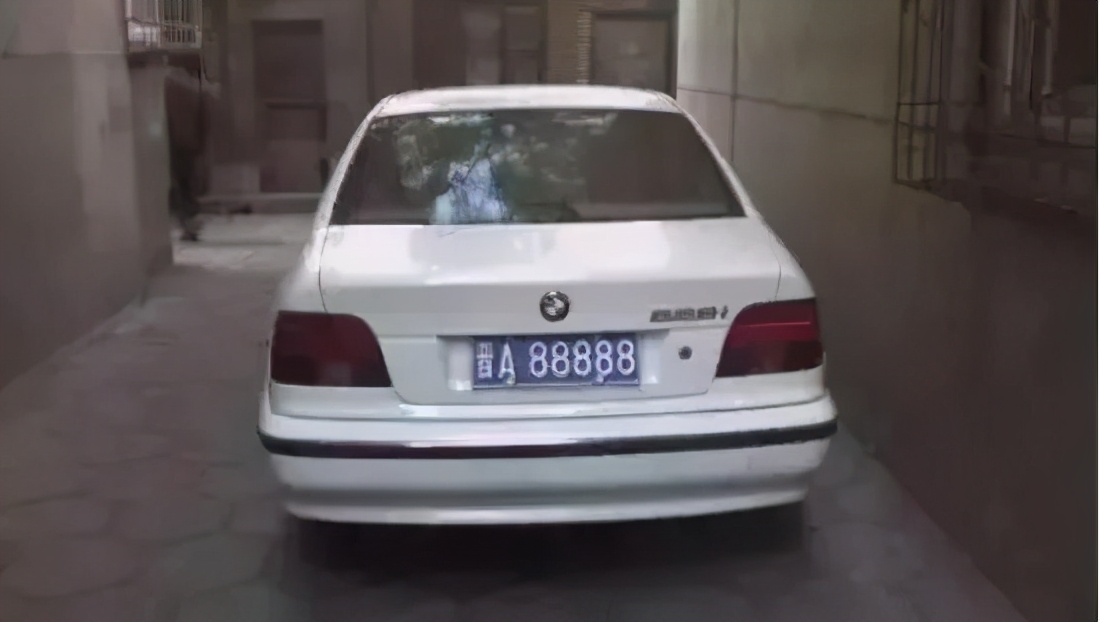 各省市的A88888车牌都在谁手上？看完我酸了