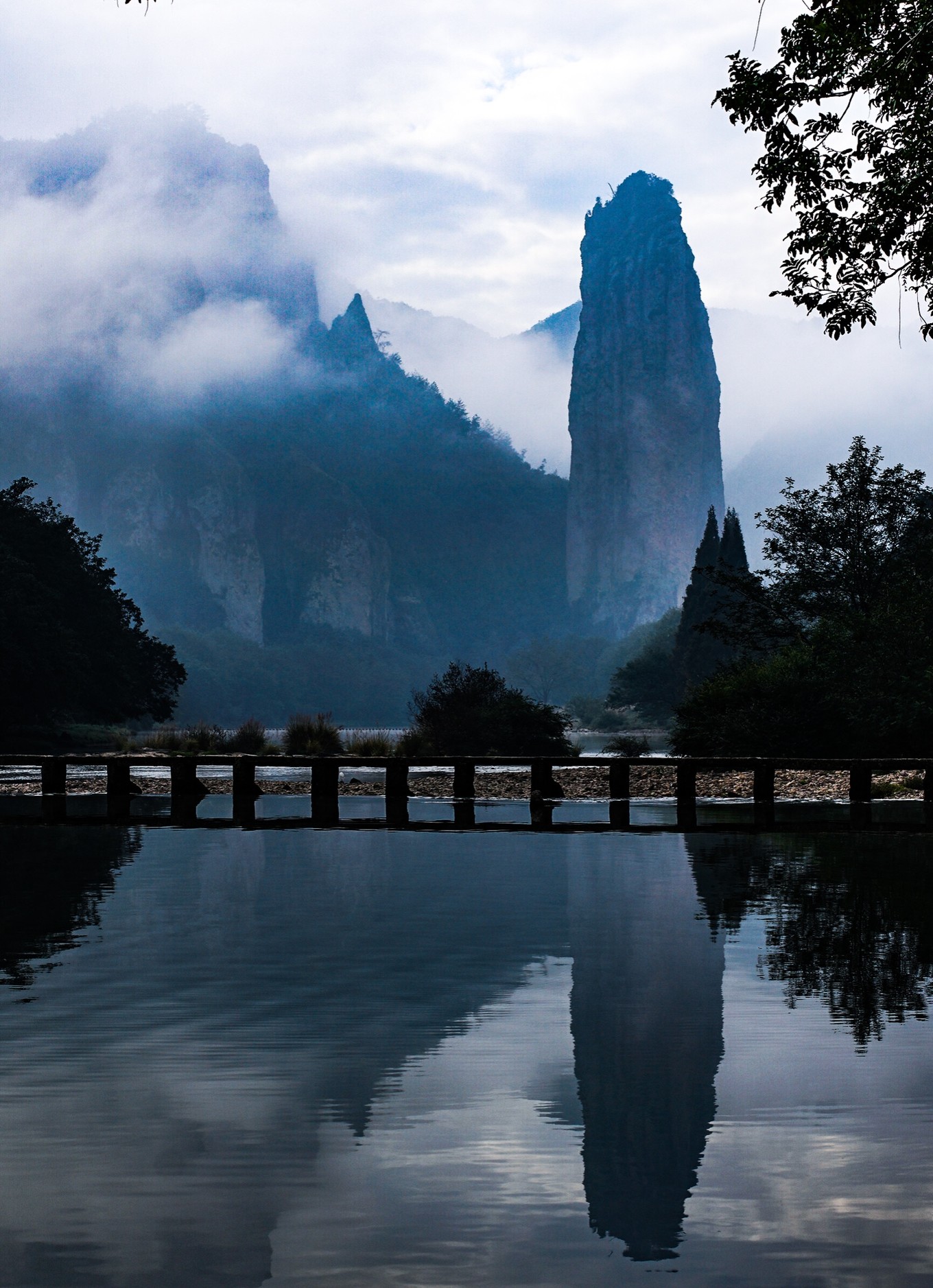 缙云不愧仙都之名，集桂林之秀黄山之奇，无数经典影视在此取景