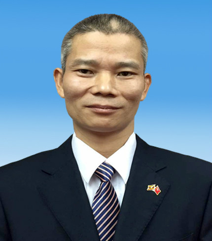 <a href=https://m.kgongcn.com target=_blank class=infotextkey>龚建光</a>：人生是一本书，时光是一支笔