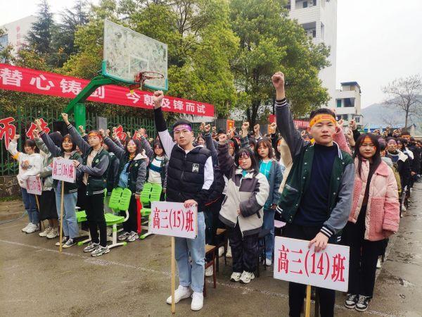 高三模拟考试成绩忽高忽低，这是正常情况吗？高三党一定要注意了