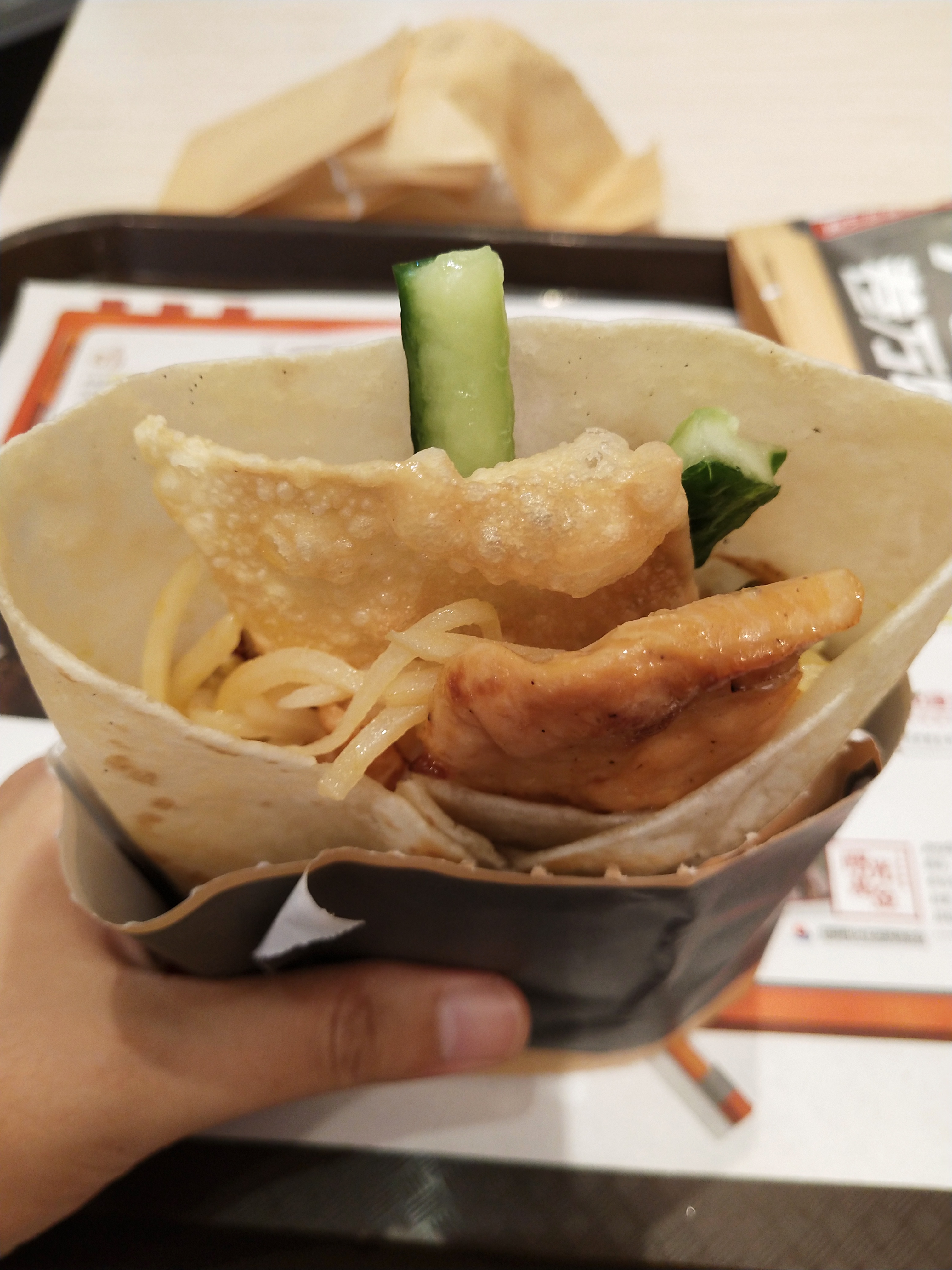 肯德基新品早餐！某某鱼饭团和某某鸡大饼…你吃了吗？