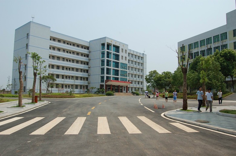 湖南哪些高职院校比较牛？排名前五的高职院校，入选“双高计划”