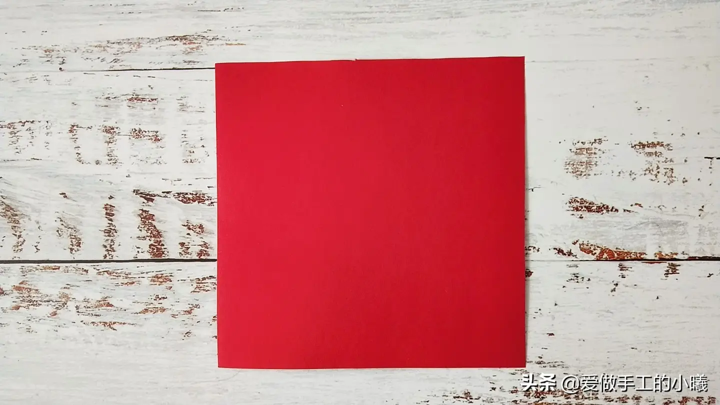 手工剪纸灯笼的做法（彩纸灯笼制作方法）