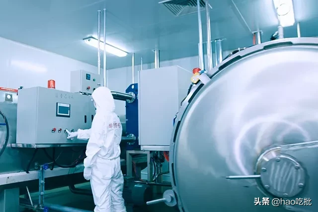 每喝一口,都像咬破了近百颗野生蓝莓,你喝过蓝莓原浆吗?