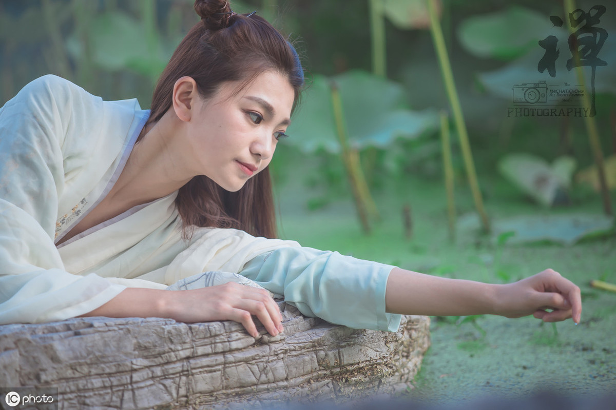 十首禅意唯美的经典古诗词，空灵禅意，清新唯美