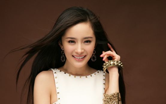 杨幂高考（杨幂称家里3人考清华1人哈佛）