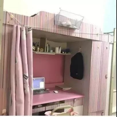 今年暑期，这3部电视剧超火，主角全部来自重庆这所高校！