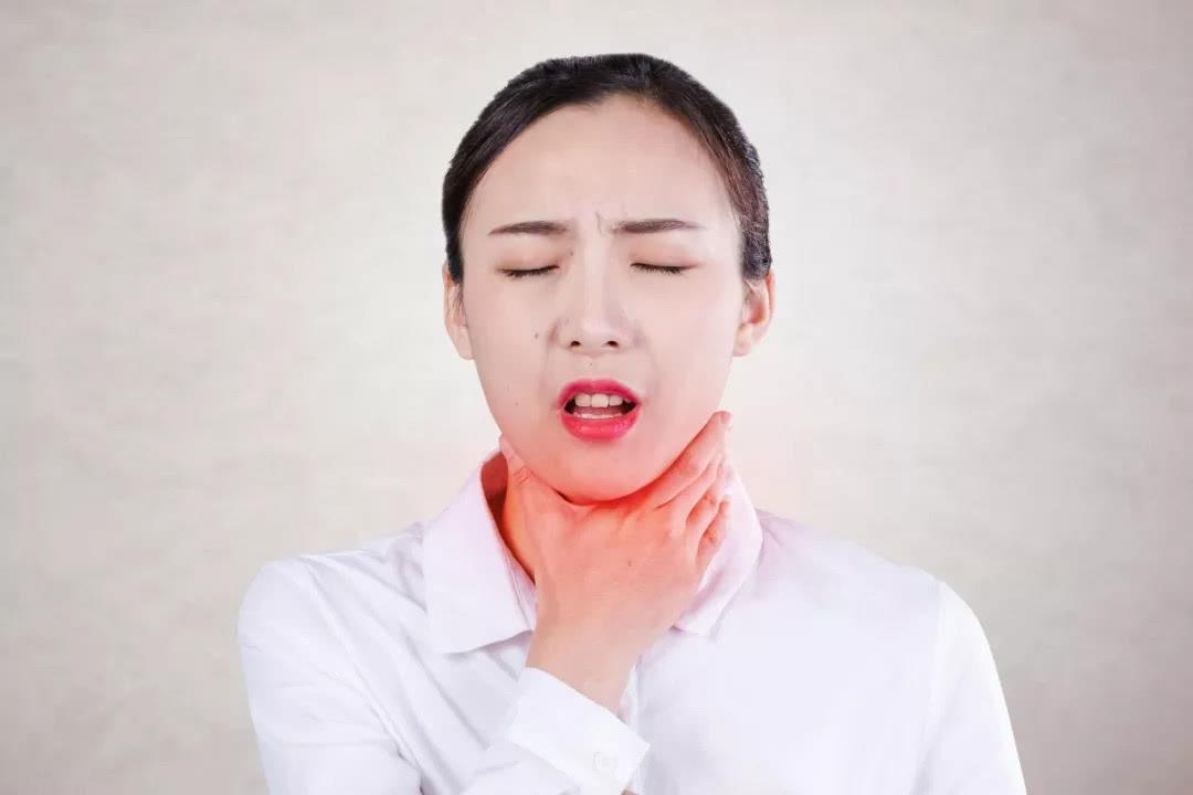 嗓子发痒想咳嗽是怎么回事？