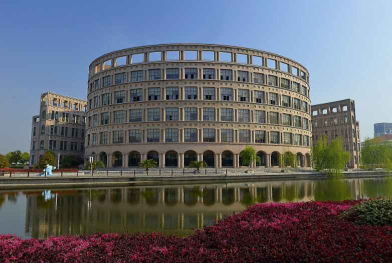 上海立信大学（后悔没报）