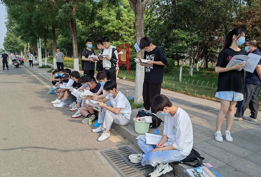 中考，愿你笔锋所至，梦想花开