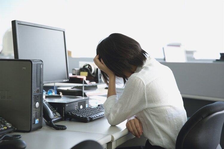 等老了再“养”膝盖就晚了！提醒：保护膝关节，从这4种方法开始