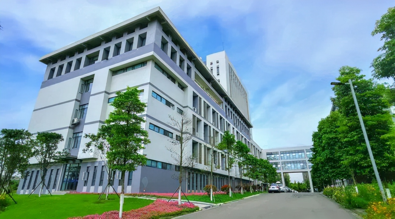 院士坐镇！坐拥全国第一学科，四川这所大学，还藏有绝美风景