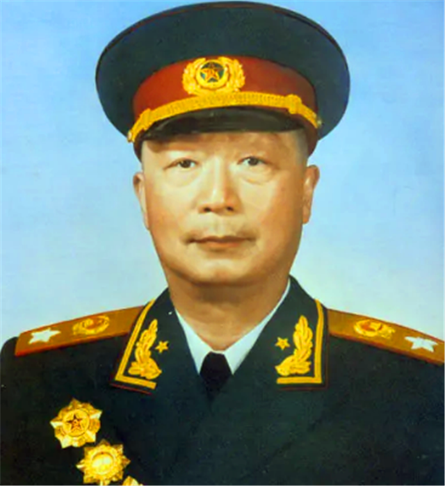 毛主席拒穿防弹服：自信人民是不会搞我的