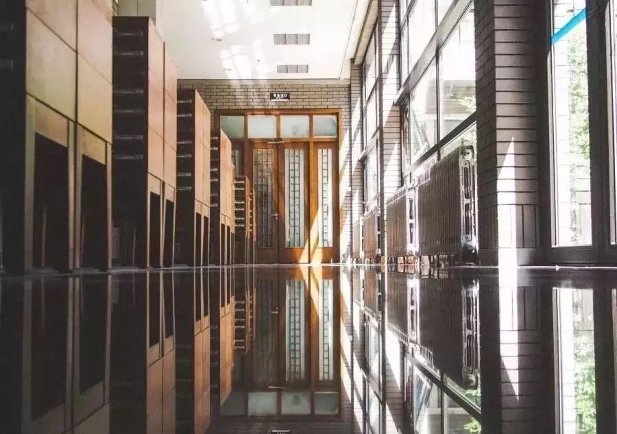 我国10大最美大学图书馆，各有特色令人神往，多图预警请欣赏