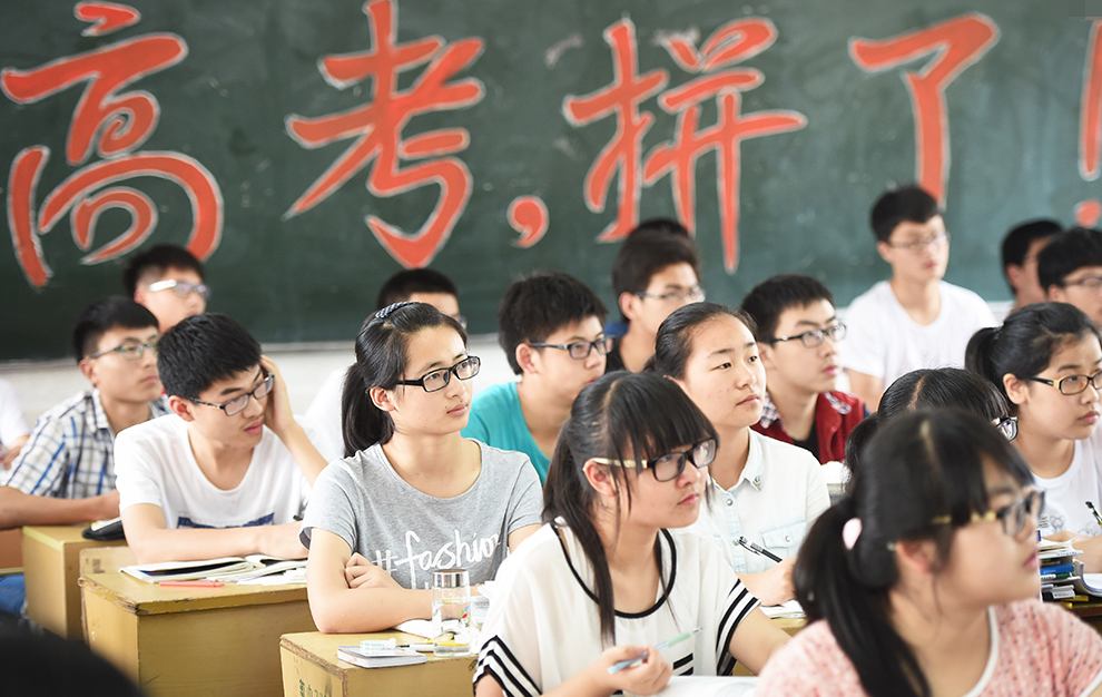 杨晨煜：从不上补习班高考730分，面对媒体：杨妈妈分享4点教育观