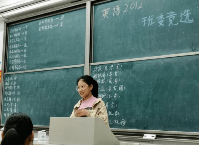 大一新生竞选“班干部”，哪个位置更吃香？听资深辅导员怎么说