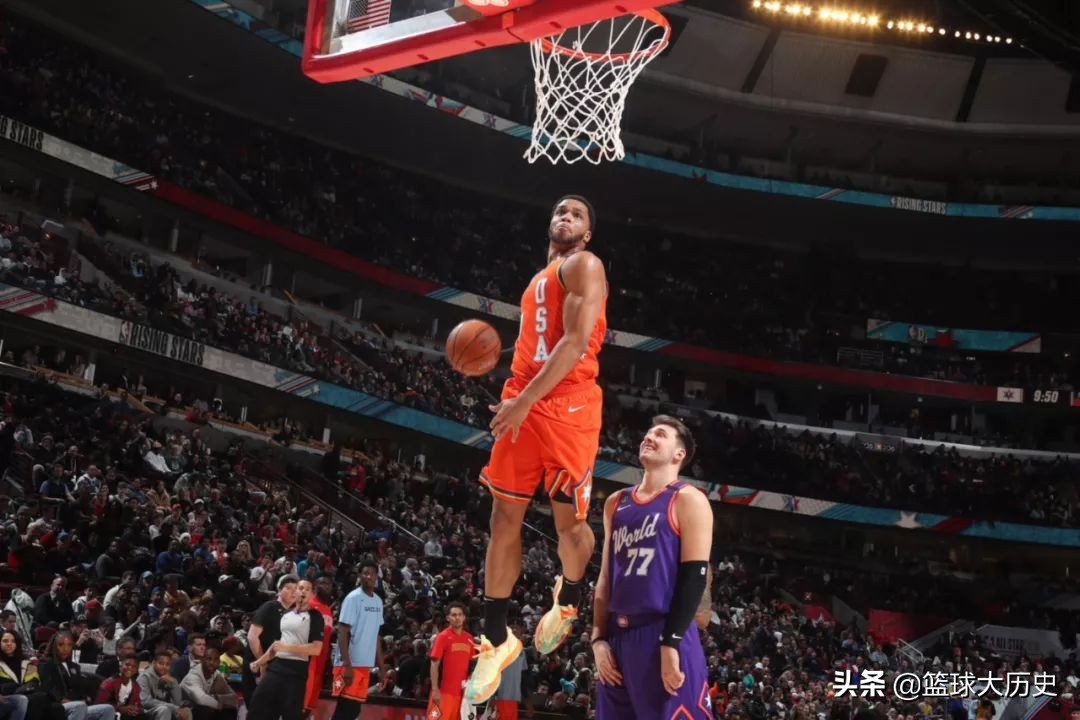 nba为什么上篮不扣篮(上篮得分不算分？全队最高分拿不了MVP，这次真的不冤)