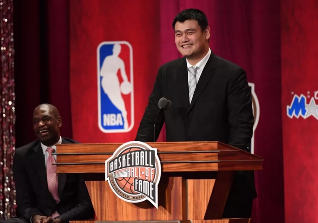 nba名人堂哪些不是巨头(落选NBA75大巨星盘点：霍华德乃最大遗珠，姚明落选合理不合情)