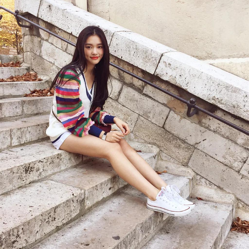 演员林允，从十二万人中脱颖而出，20岁成三十亿票房女主