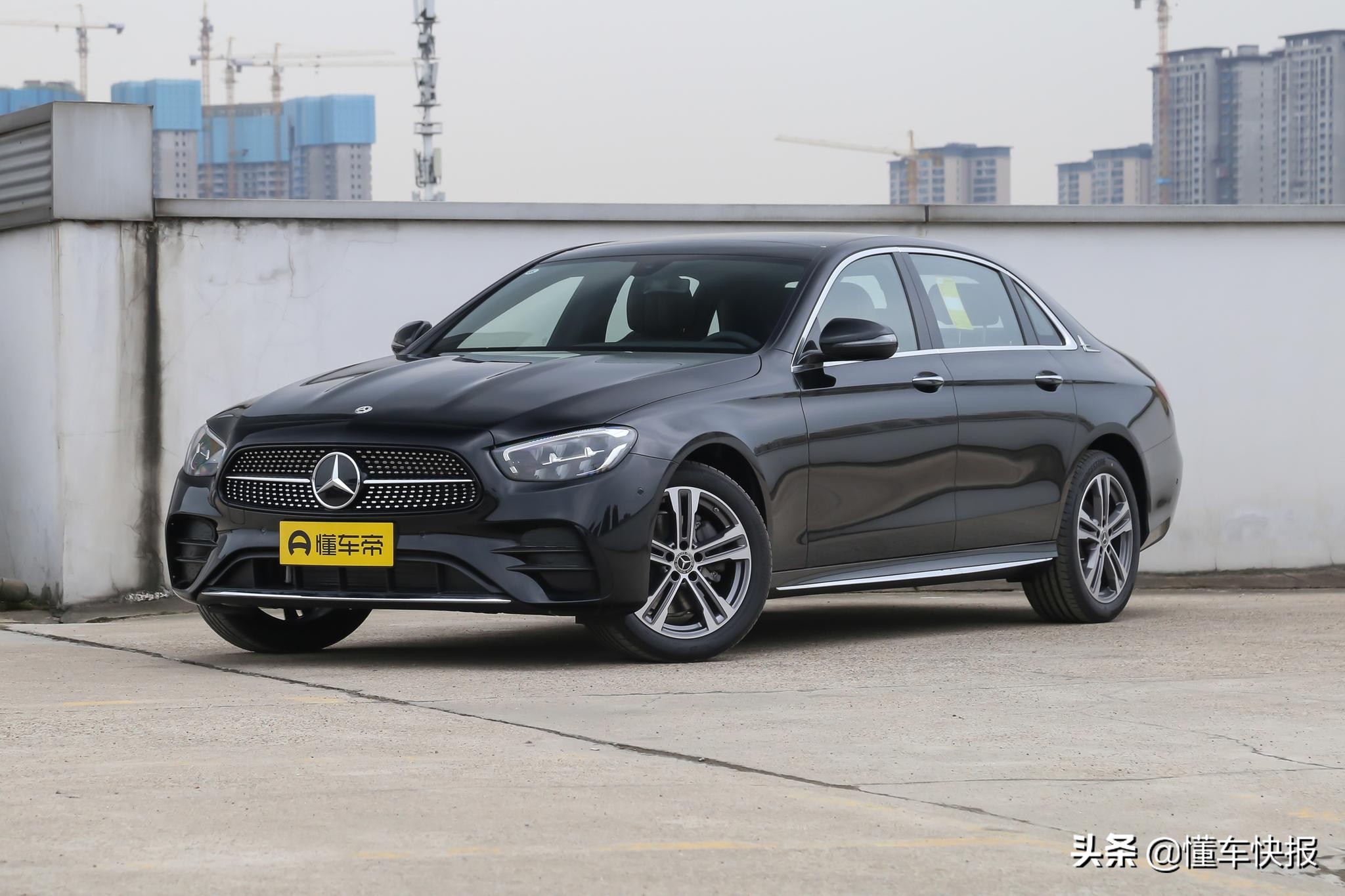 与时俱进的新豪华主义,新款奔驰e级产品解析