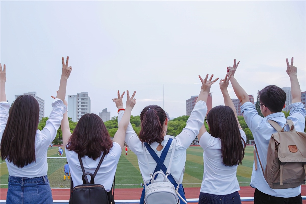 多地通知上大学“不用学费”，还有生活补助，2021年高考生别错过