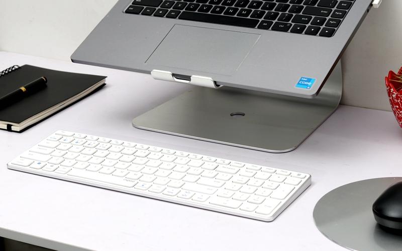 极简轻薄，一键切换，雷柏E9350G多模无线刀锋键盘体验