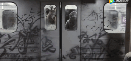 5年拍了8分钟，这“地铁惊魂”越看越恐怖
