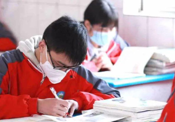 公立学校和私立学校差距，不是一般大，“双减”实行后可能更明显