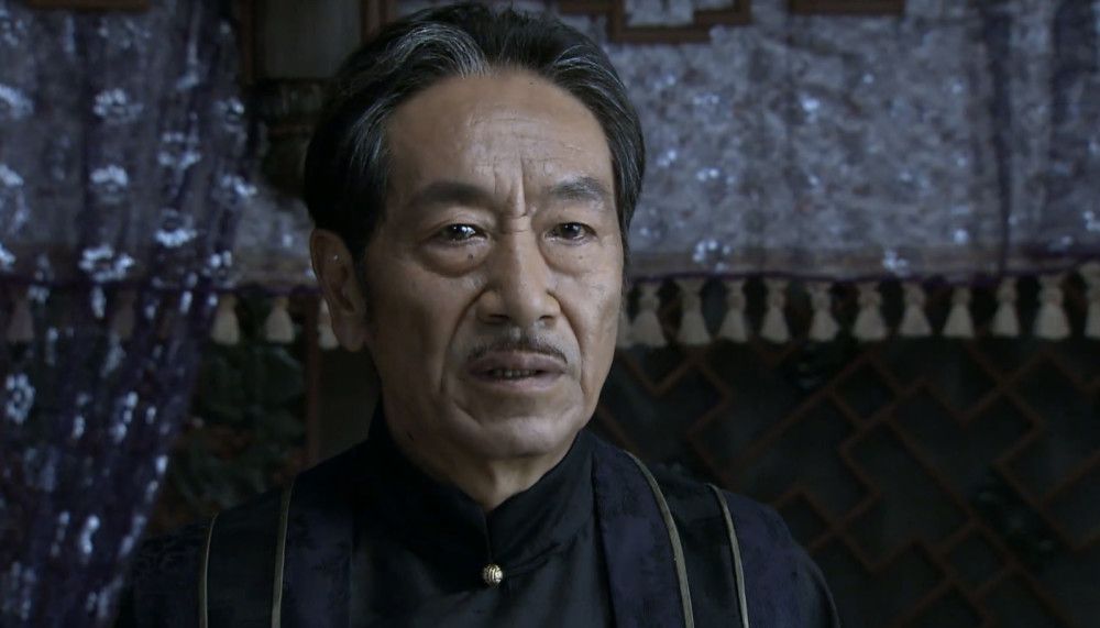 王奎荣:中国第一大反派,40岁上大学,68岁再结婚,妻子小他37岁