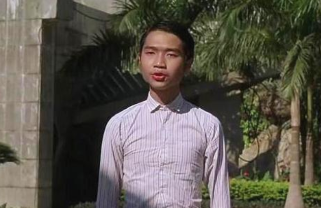 他凭一句