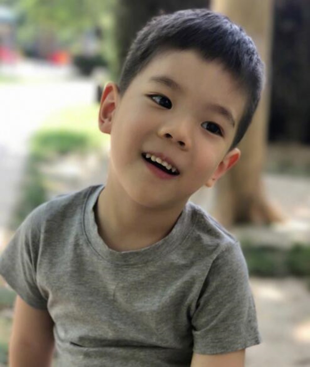 男生脸上有“4线1痣”，长大后多半是帅哥，远离4件事会变更帅