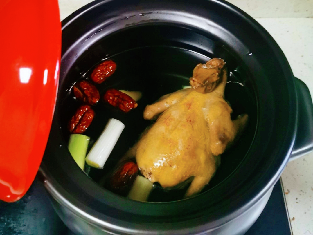 鴿子燉湯,鴿子燉湯怎么做好吃