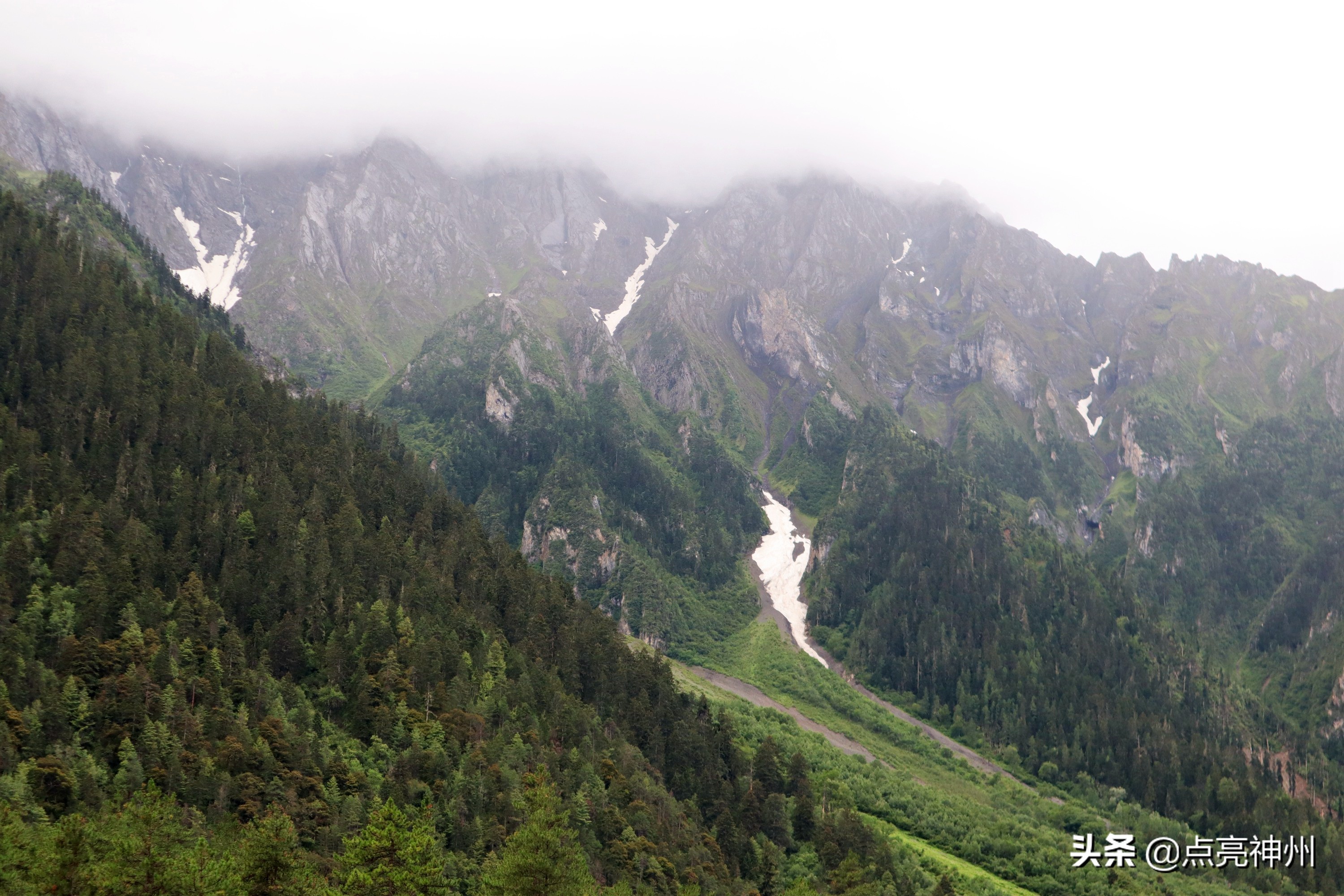 318自驾西藏攻略6：然乌湖和藏王故里，是最写意的一段自驾旅程