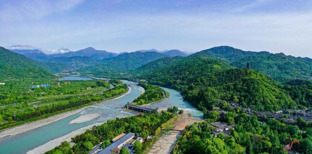 四川旅游必去十大景点推荐，四川有哪些旅游景点好玩的地方