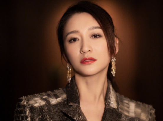 10位“70后女星”颜值对比，有人40岁强凹青春，有人51岁无惧岁月