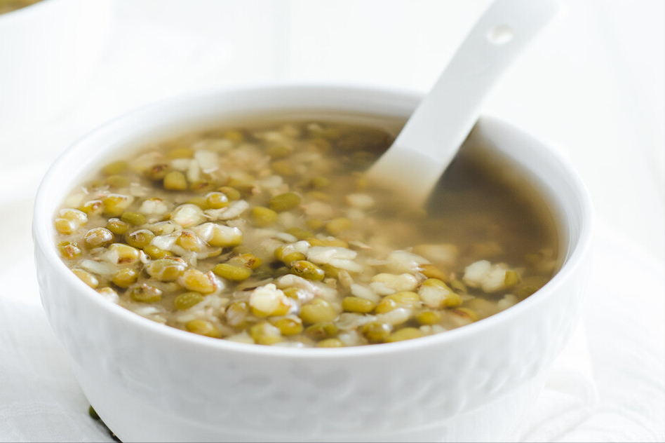 不管煮红豆还是绿豆，下锅之前记得多做1步，10分钟全煮烂