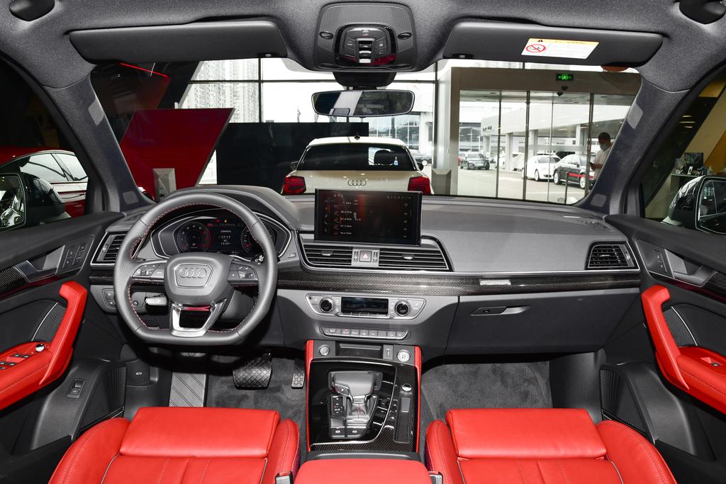 奥迪Q5L Sportback限时优惠7.50万 欢迎试乘试驾