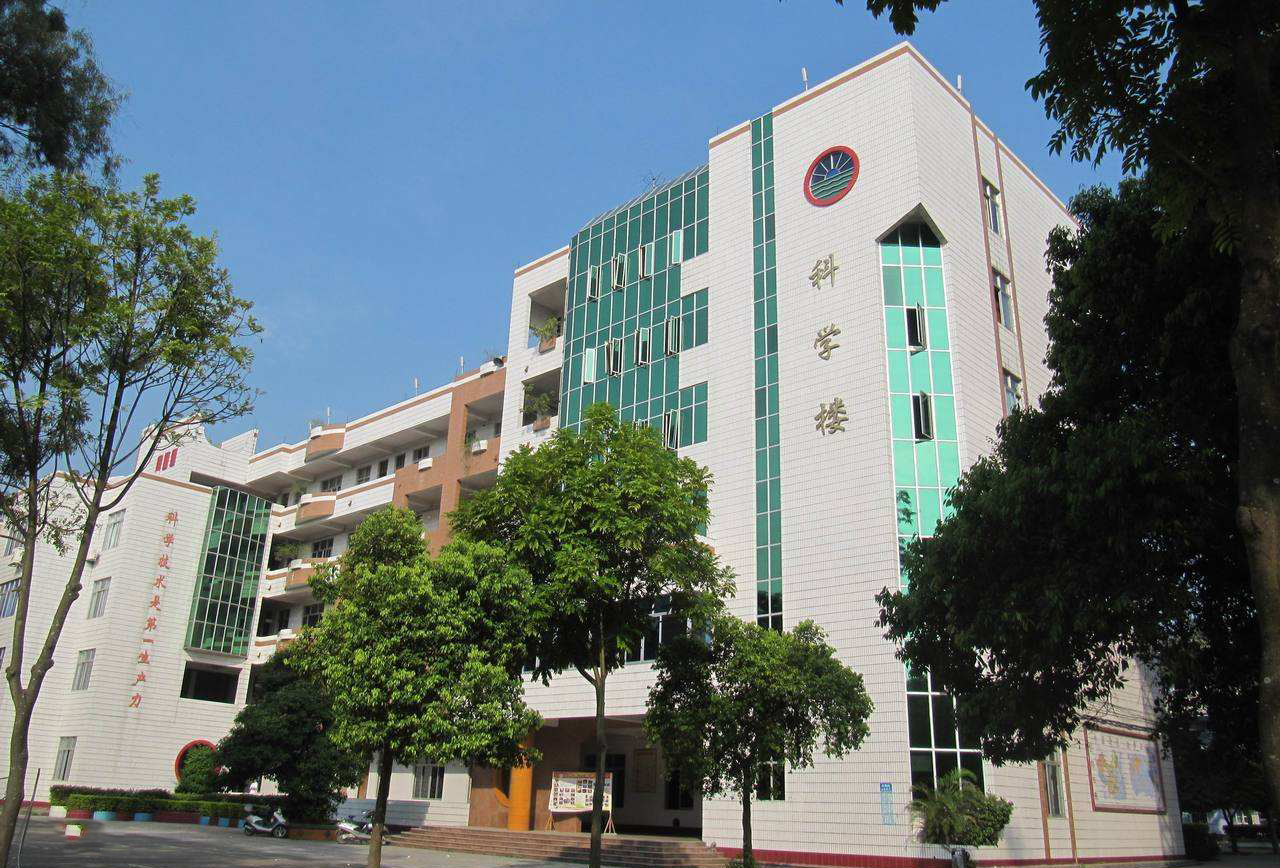 贵港市威名远扬七所高中，贵高、浔高榜上有名，其他五所你可知晓