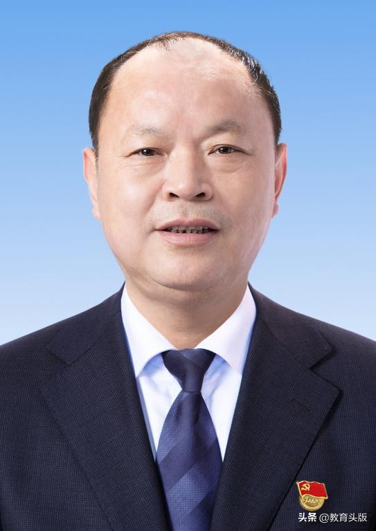 这所高中不仅家长们争着上，同时还是合肥教育界的“黄埔军校”