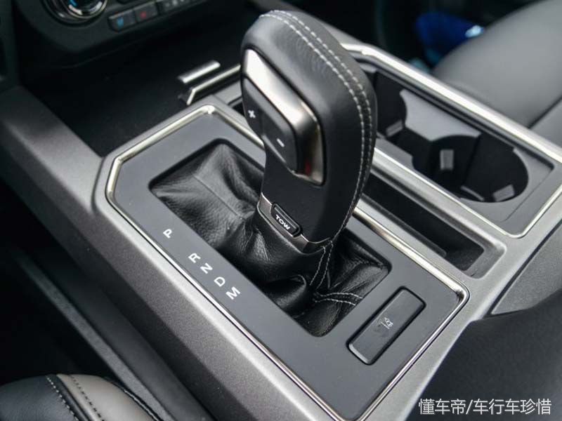 福特不敢硬撑！猛禽F-150新车上市直降9.30万配两把锁途乐哭了