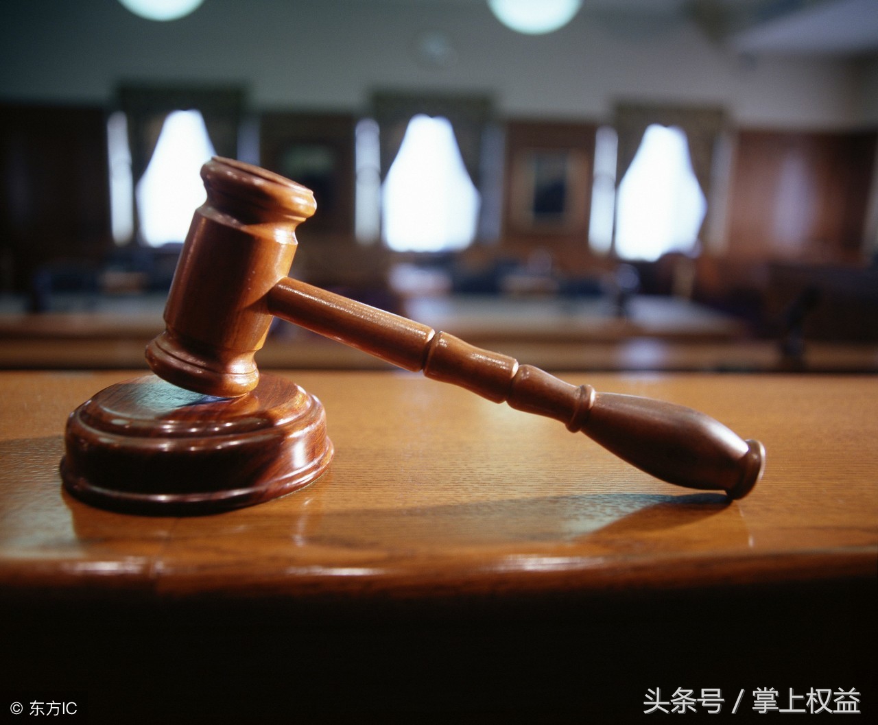 知名分期公司“捷信”的催收机构修改合同发给借款人的村主任